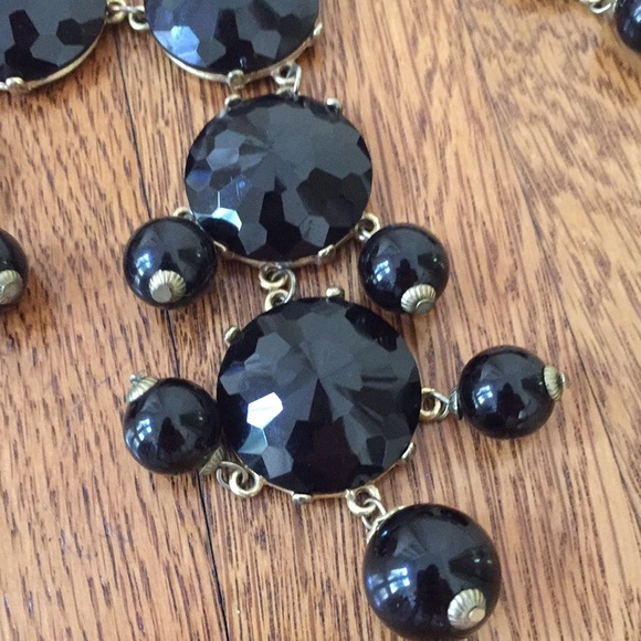 J.Crew black Bauble statement necklace - Picture 3 of 4